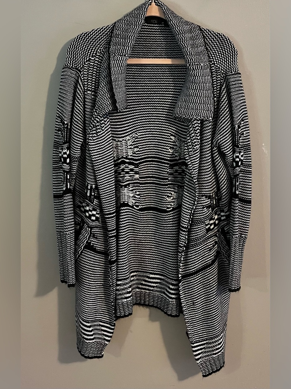 $6❤️Bundled RDI Cardigan Sweater